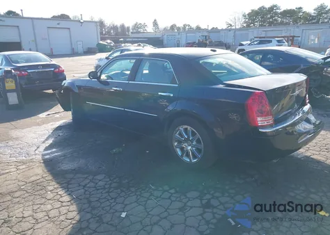 2010 Chrysler 300C Hemi z USA, uszkodzony, nr VIN 2C3CA6CT7AH145315